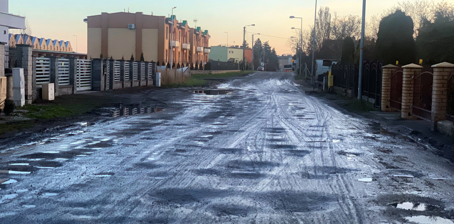 Inowrocław - Czekali na to długie lata. Te gruntówki w mieście mają być przebudowane