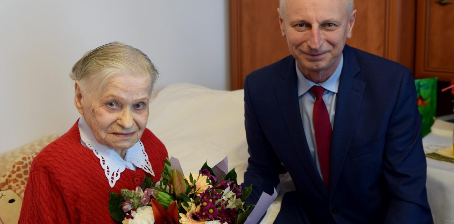 Inowrocław - Na cześć jubilatki zaśpiewali "Dwieście lat"
