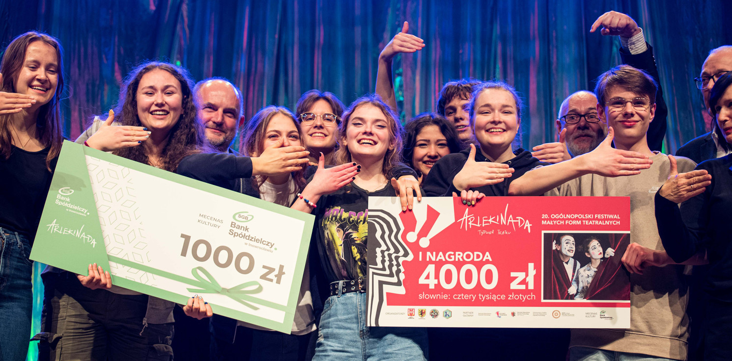 Inowrocław - W teatrze polały się łzy szczęścia. Na finał Arlekinady