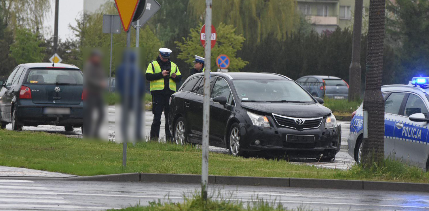 Inowrocław - Kraksa na Rąbinie. Zderzyły się dwa samochody