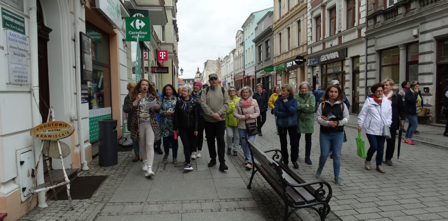 Inowrocław - Odwiedzili "Europę”, "Pod Lwem” i "Popularną” z dawnych lat