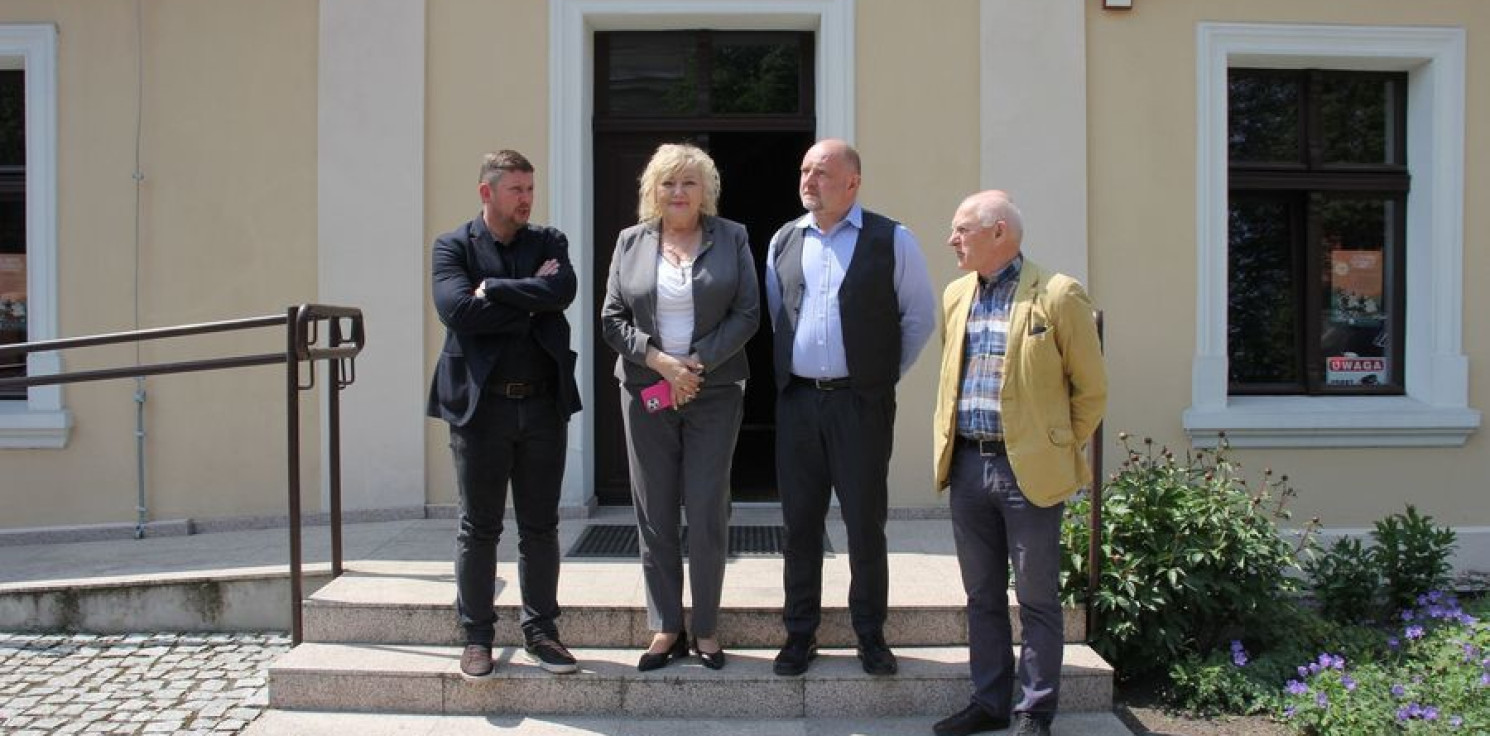Dąbrowa Biskupia - W Parchaniu powstanie Instytut Generała Sikorskiego