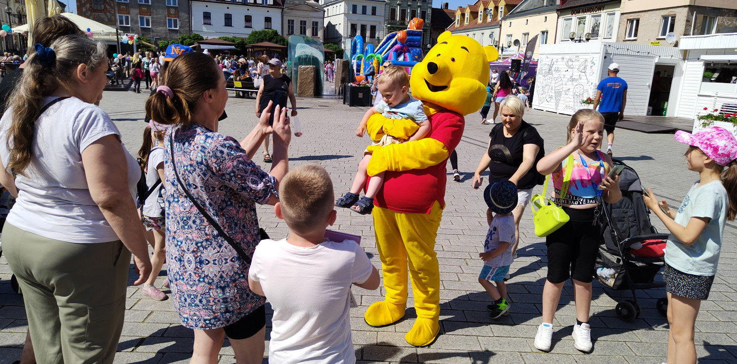Inowrocław - Kolorowy Dzień Dziecka na Rynku