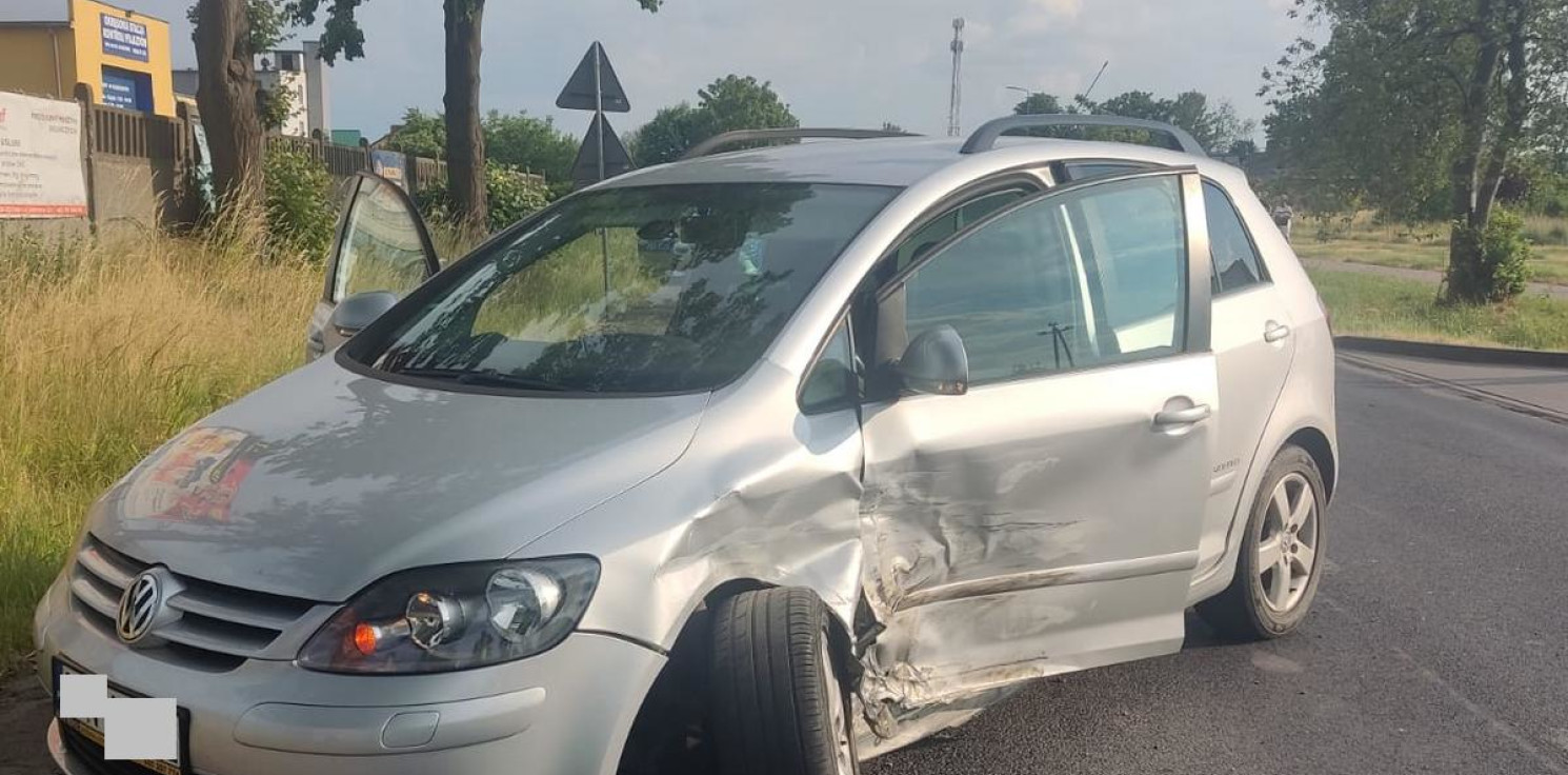 Radziejów - Chciała skręcić do sklepu. Nie zauważyła, że wyprzedza ją inne auto