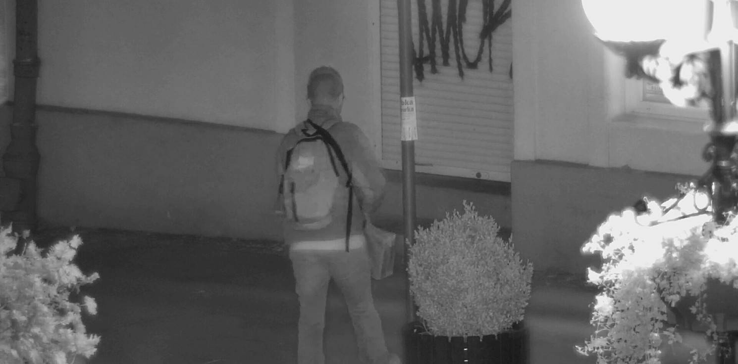 Inowrocław - Rozwieszał ulotki, wpadł przez monitoring