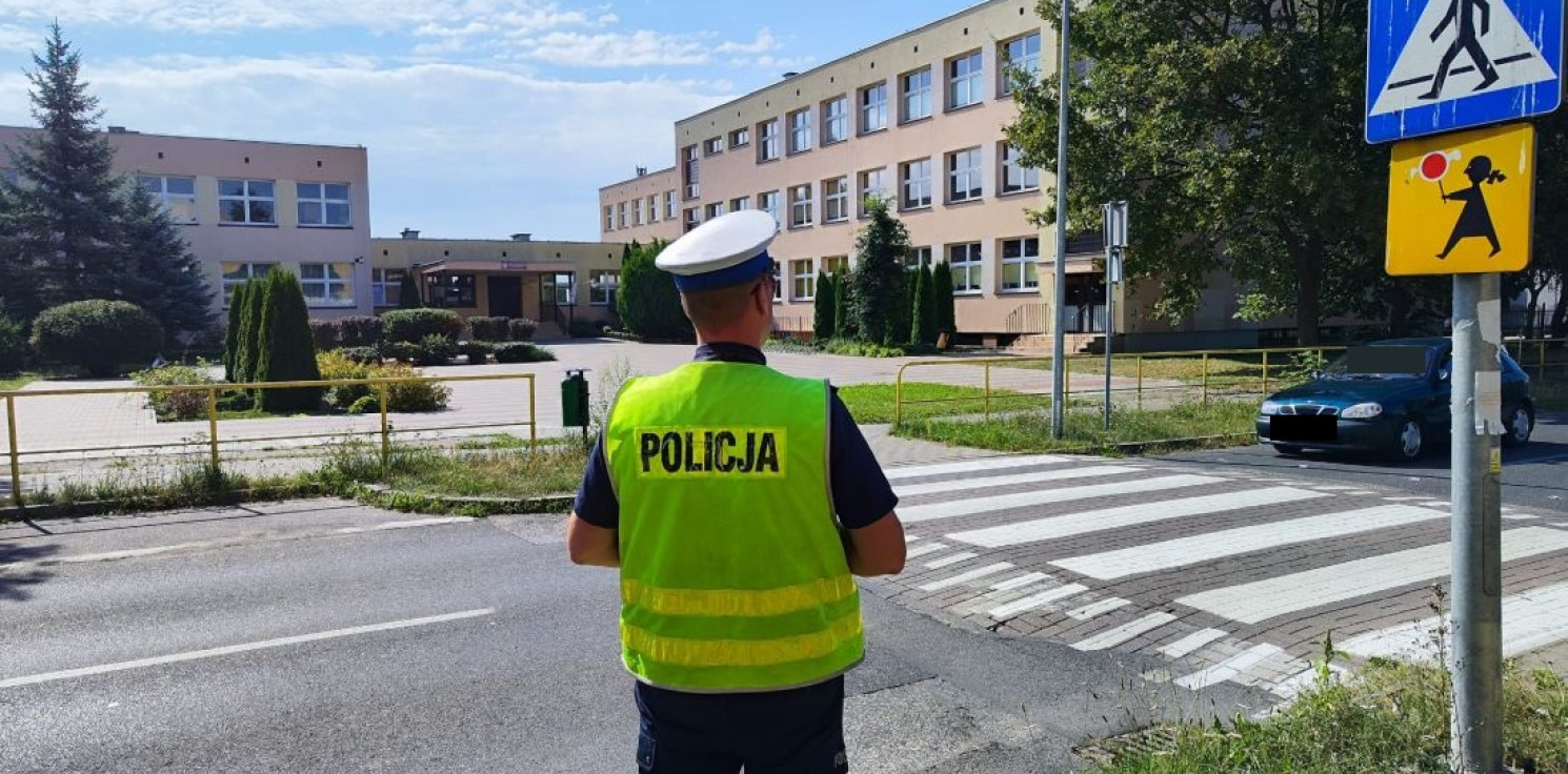 Inowrocław - Policja wykryła nieprawidłowości oznakowania dróg w pobliżu szkół