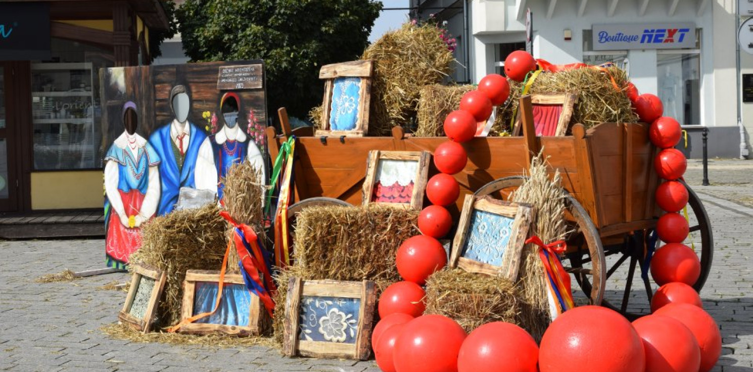 Inowrocław - Czerwone korale, haft i gęsi zwiastują dożynki