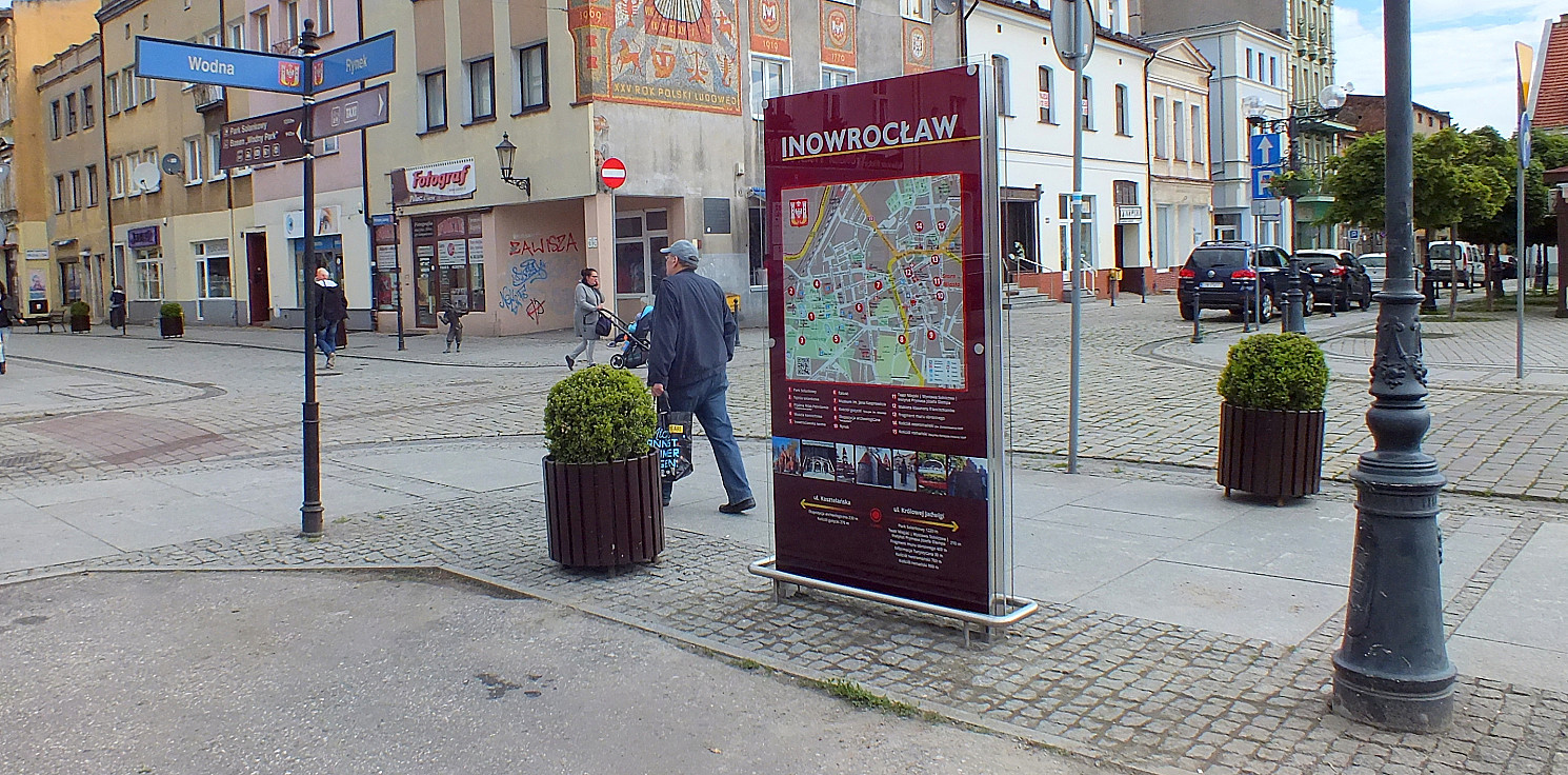 Inowrocław - Na Rynku pojawiła się nowa tablica