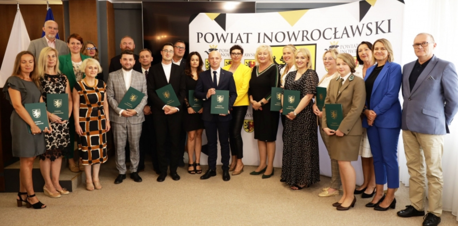 Inowrocław - Awans na wyższy stopień otrzymało 12 nauczycieli