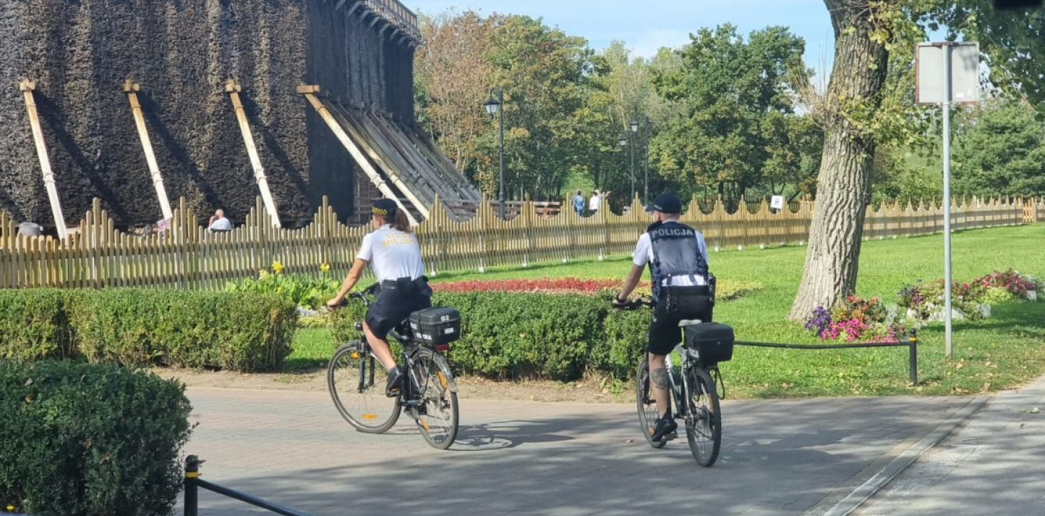 Inowrocław - Patrole rowerowe w trosce o bezpieczeństwo