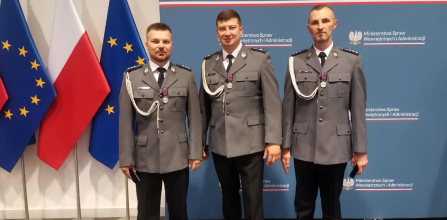 Inowrocław - Narazili własne życie, żeby uratować innych. Dostali za to medale