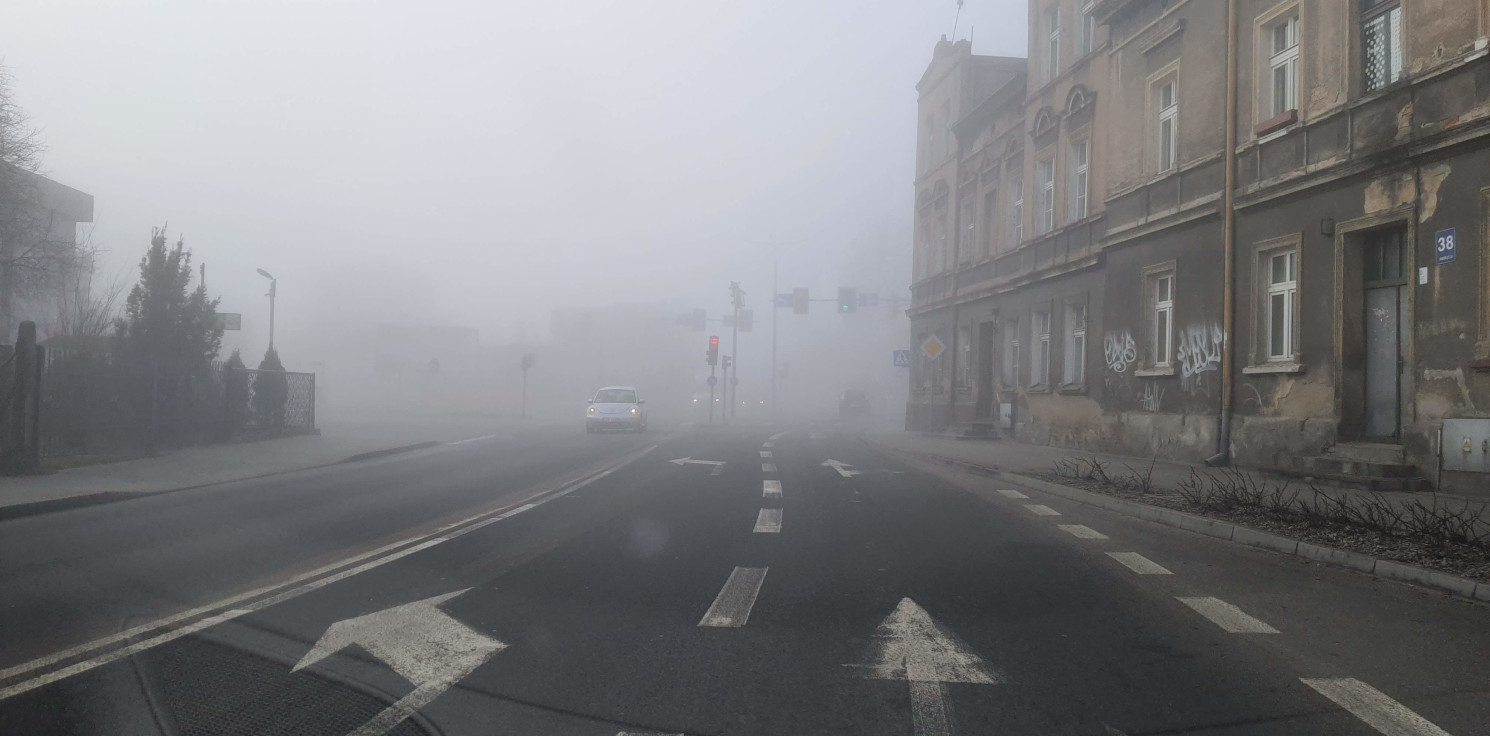 Inowrocław - IMGW ostrzega przed gęstymi mgłami
