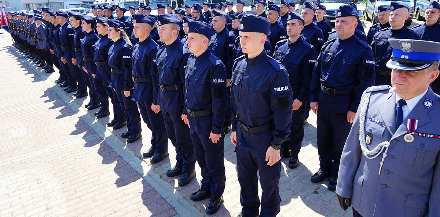 Bydgoszcz - 29 nowych policjantów w Bydgoszczy