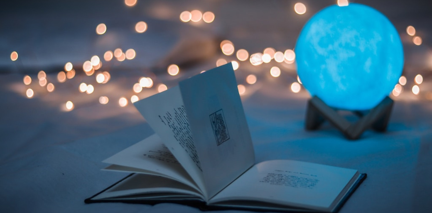 Region - Książka na prezent świąteczny - idealny wybór dla miłośników literatury