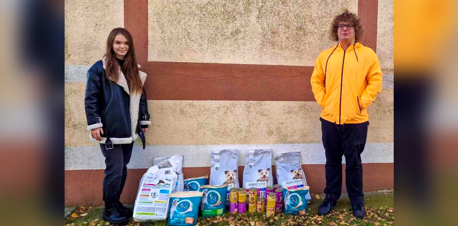 Inowrocław - Sprzedawali ciasta, żeby kupić karmę dla psiaków