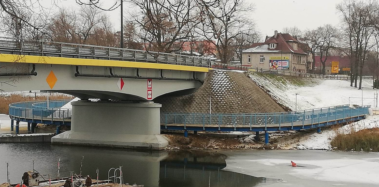Kruszwica.online - To koniec absurdu drogowego w Kruszwicy. Nowe rozwiązanie jest już prawie gotowe