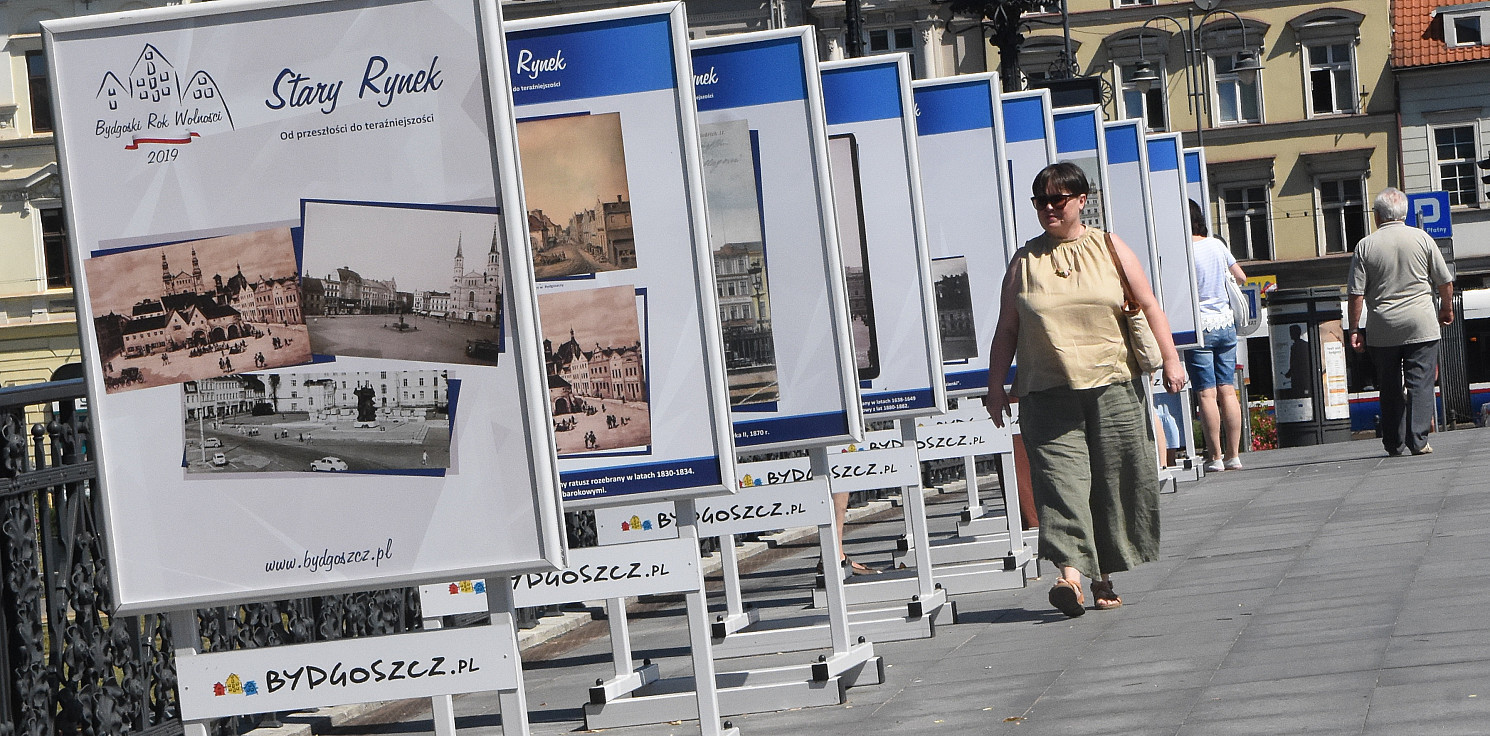 Bydgoszcz - Stary Rynek przeniósł się na Mostową
