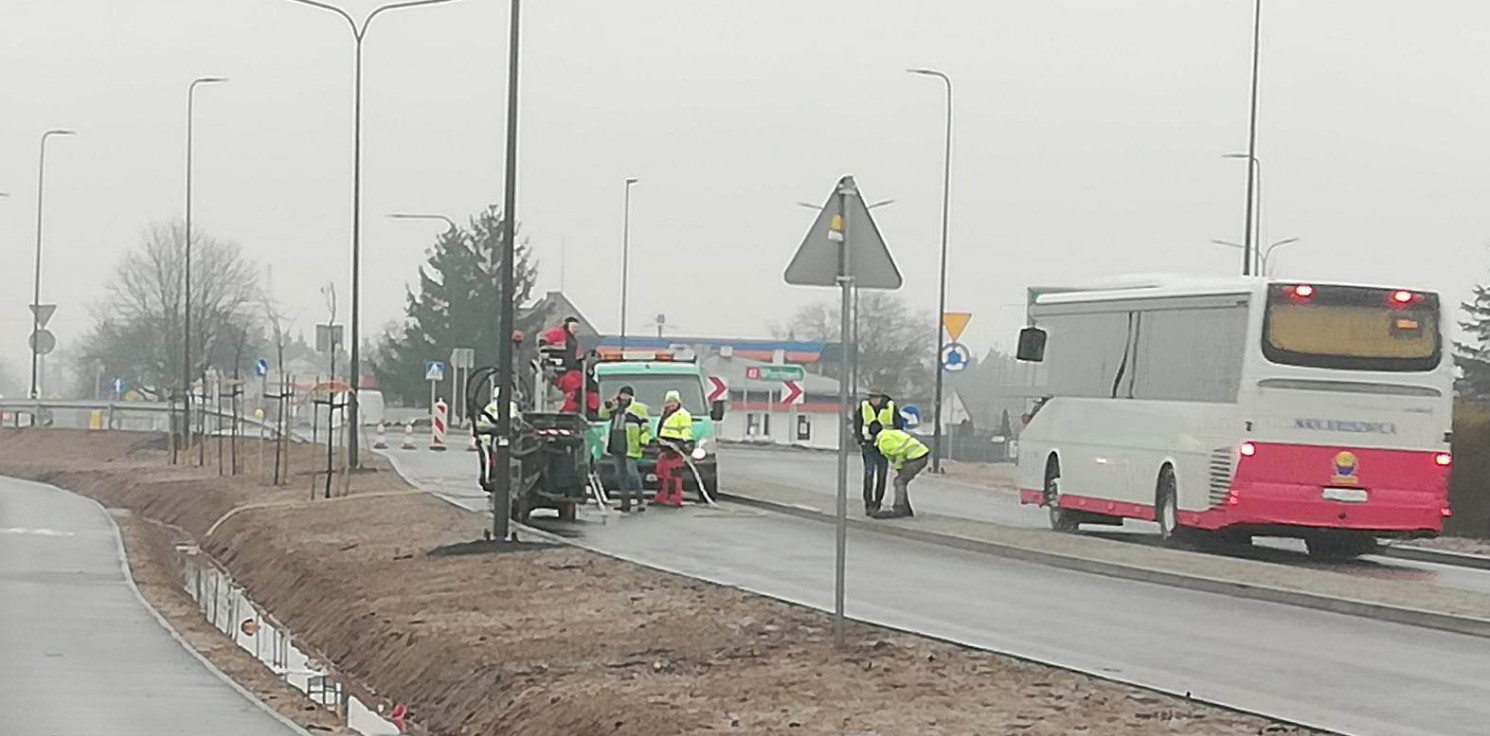Kruszwica.online - Utrudnienia w Kruszwicy. Na Zagoplu kierują ruchem