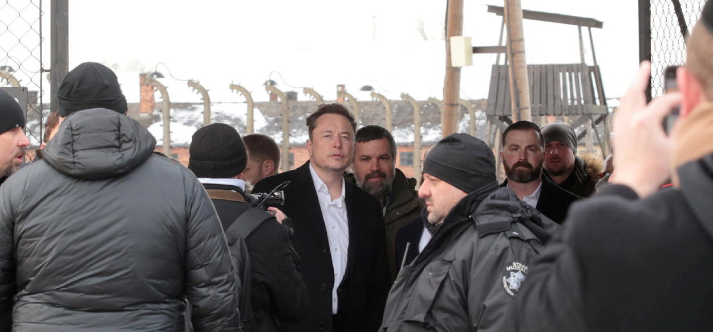 Kraj - Elon Musk z wizytą w Muzeum Auschwitz-Birkenau 