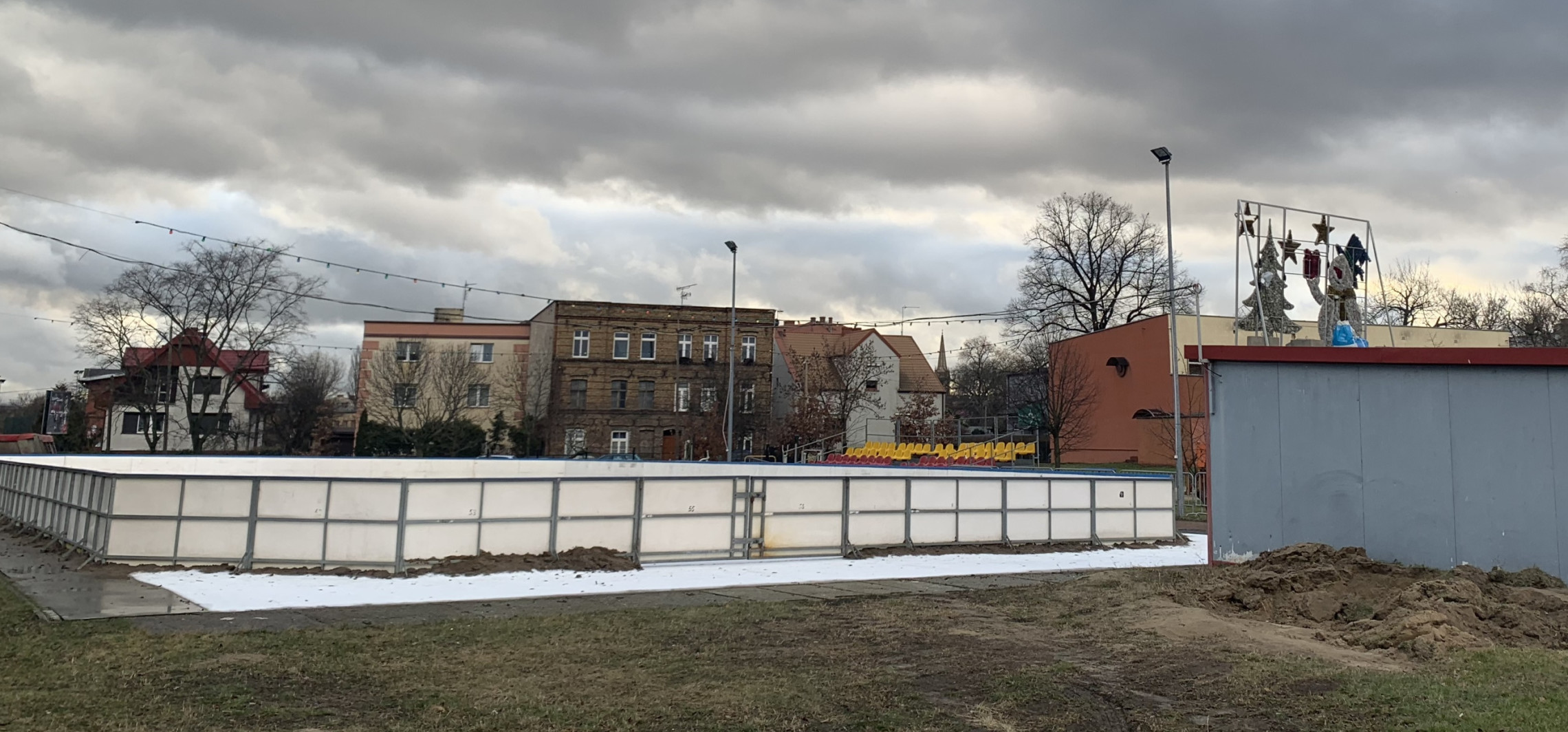 Inowrocław - Czy to ostatni sezon lodowiska? Pytamy o szczegóły
