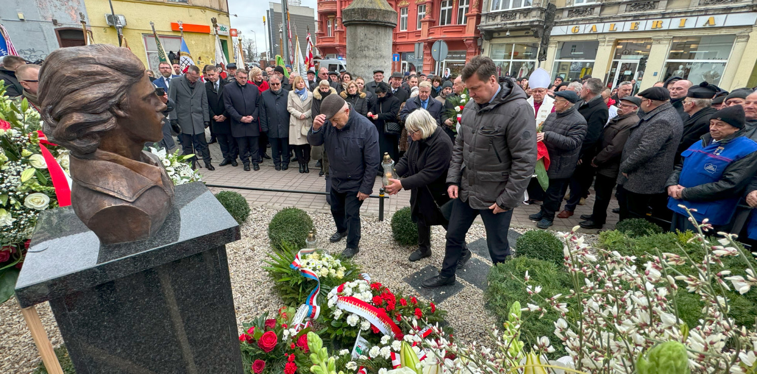 Gmina Inowrocław - Na Królówce odsłonięto nowy pomnik