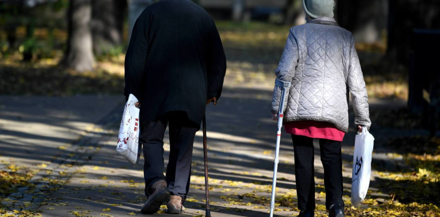 Kraj - ZUS: pierwsze "trzynastki" trafią do emerytów przed Wielkanocą 
