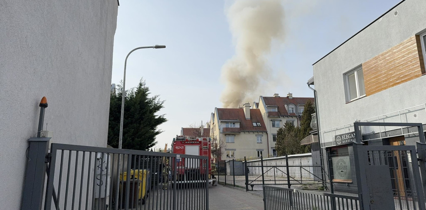 Inowrocław - Po pożarze: To musi zrobić zarządca bloku, by rodziny wróciły do domów