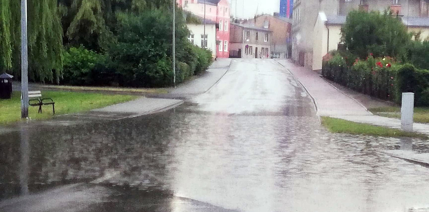 Kruszwica.online - Burze nad regionem. Kruszwica pod wodą