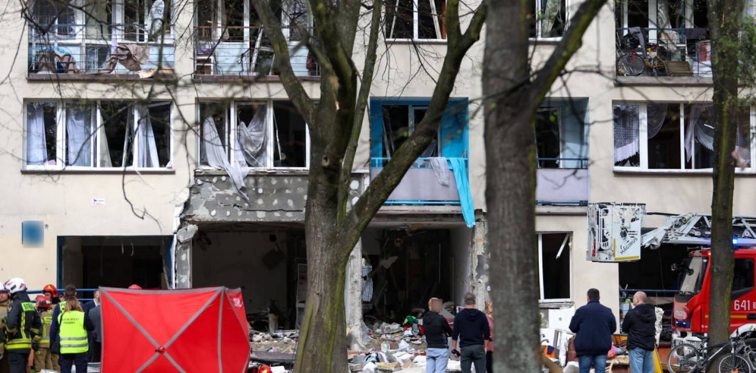 Kraj - Wybuch gazu w bloku w Tychach, kilkanaście osób poszkodowanych 
