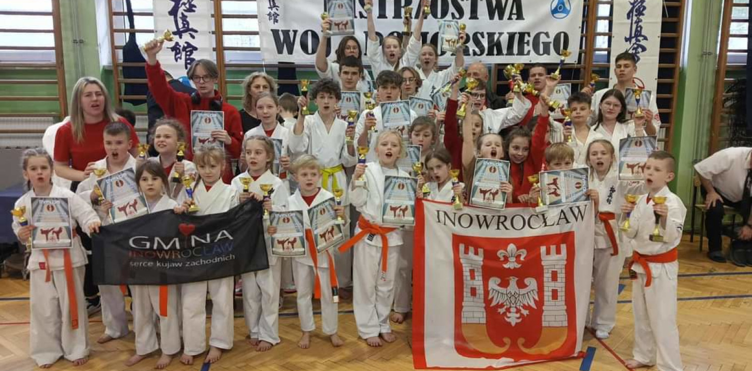 Inowrocław - Karatecy z Inowrocławia pierwsi na Pomorzu