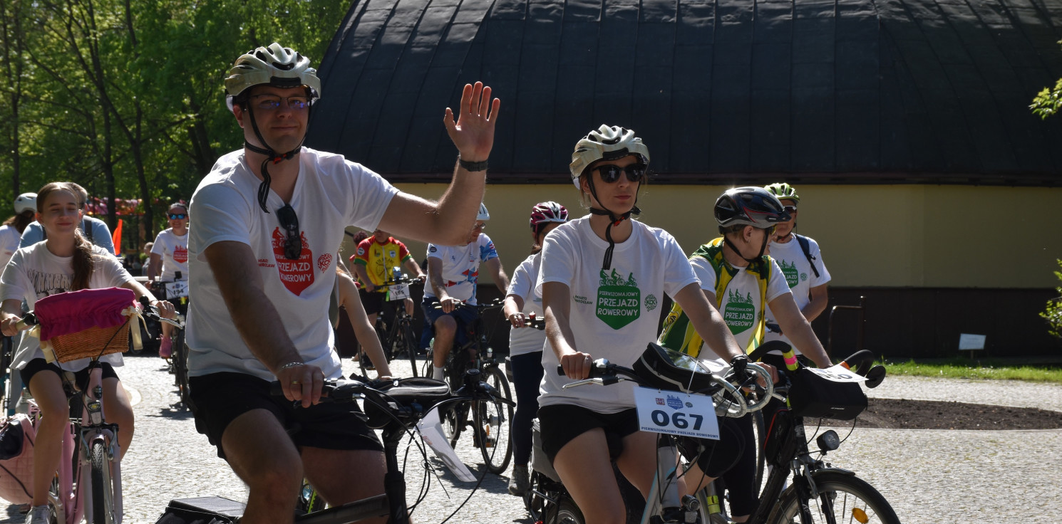 Inowrocław - Rozpoczęli majówkę od przejazdu rowerowego