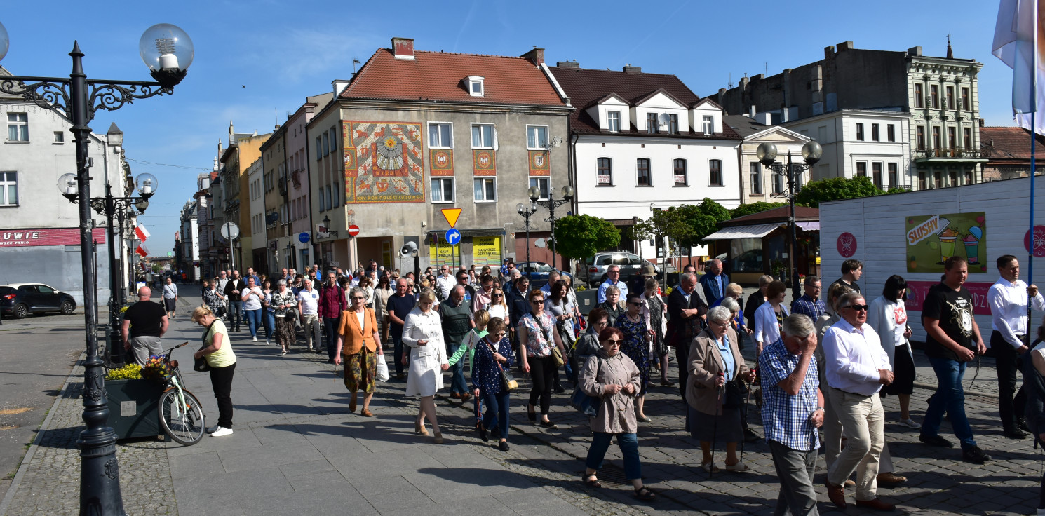 Inowrocław - Przez Inowrocław przeszła procesja różańcowa