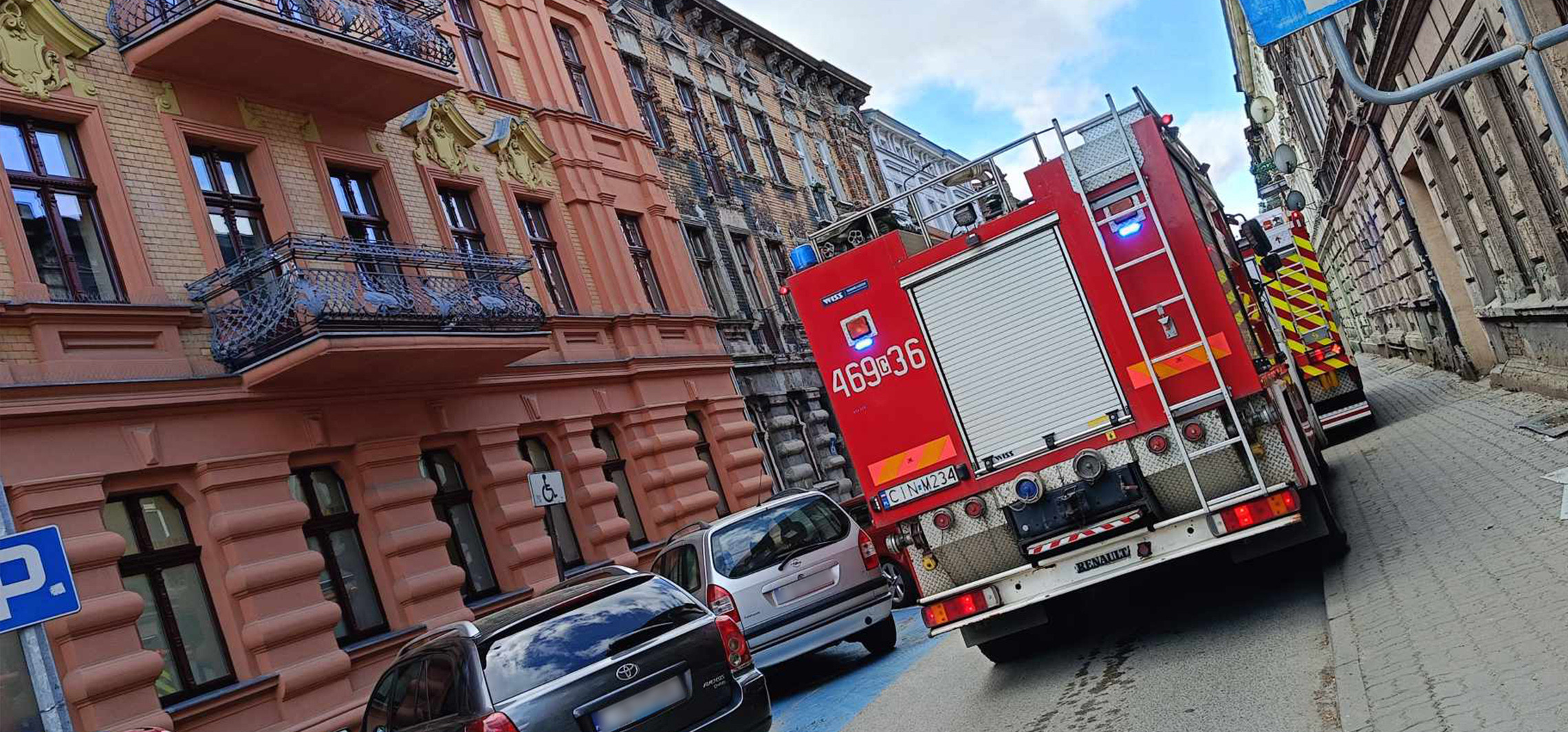 Inowrocław - Pożar w kamienicy w Inowrocławiu. Nie żyje kobieta