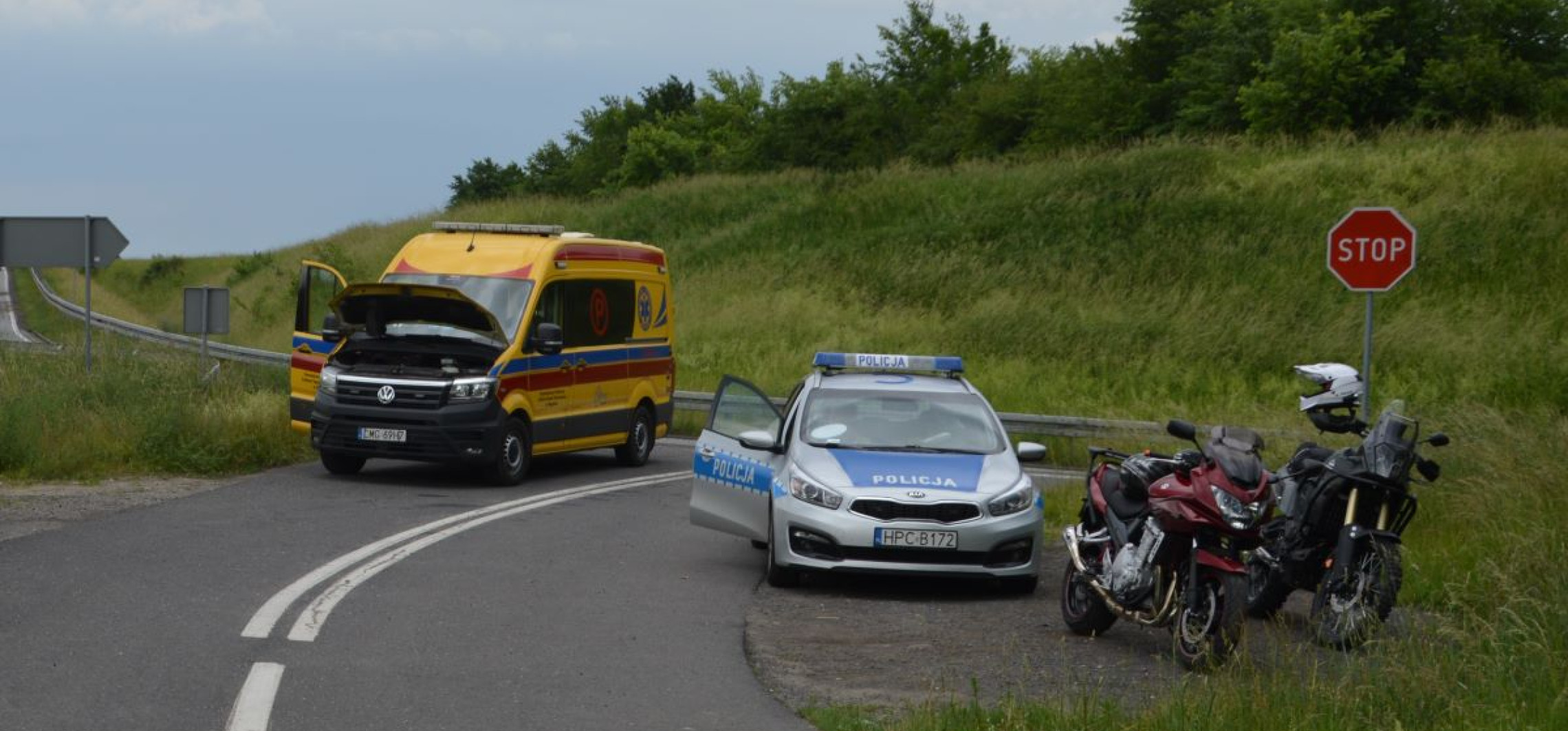 Mogilno - 72-latek wywrócił się motocyklem na drodze