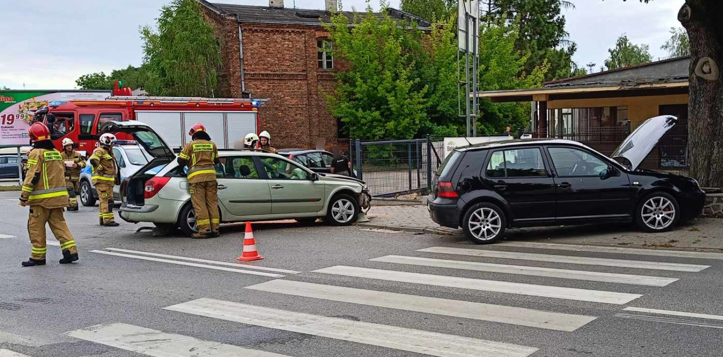 Region - Zderzenie dwóch aut, są poszkodowani
