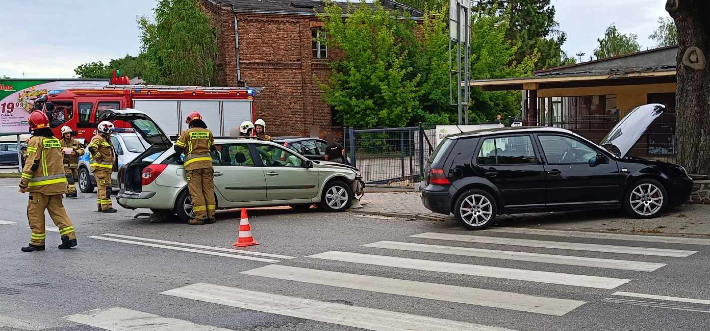 Region - Zderzenie dwóch aut, są poszkodowani