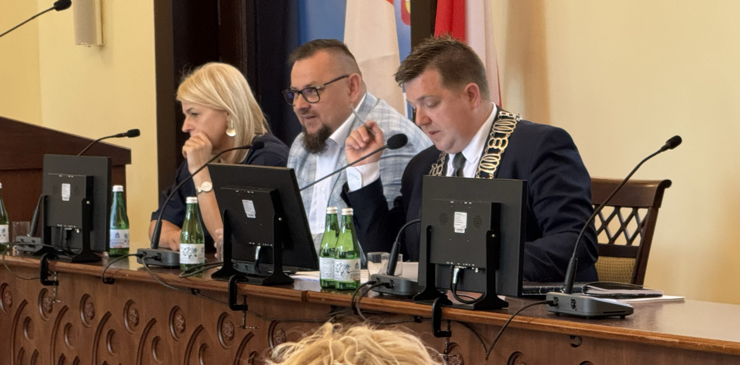 Inowrocław - Zmiana koalicji w Inowrocławiu. Odwołano Przewodniczącego Rady Miejskiej