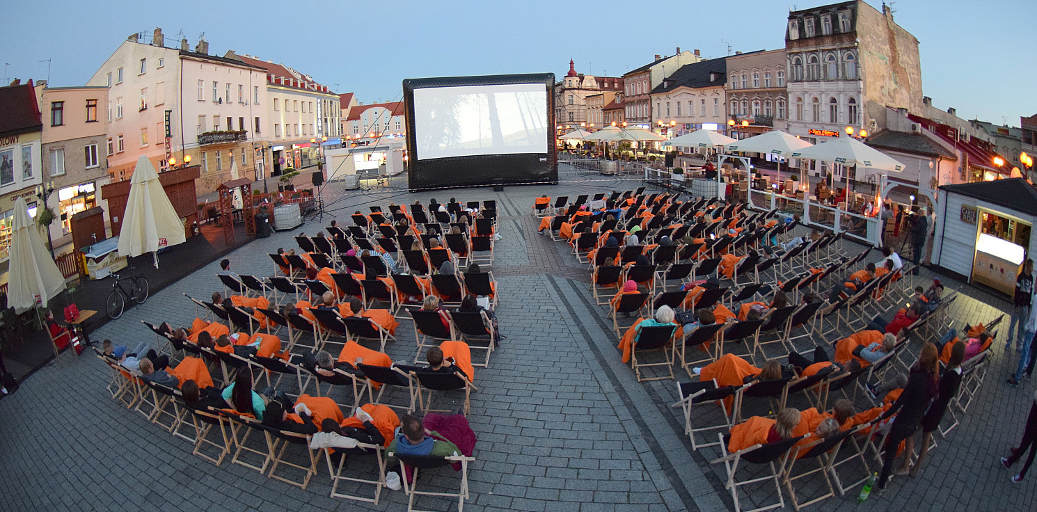 Inowrocław - Kino pod chmurką ponownie w Inowrocławiu