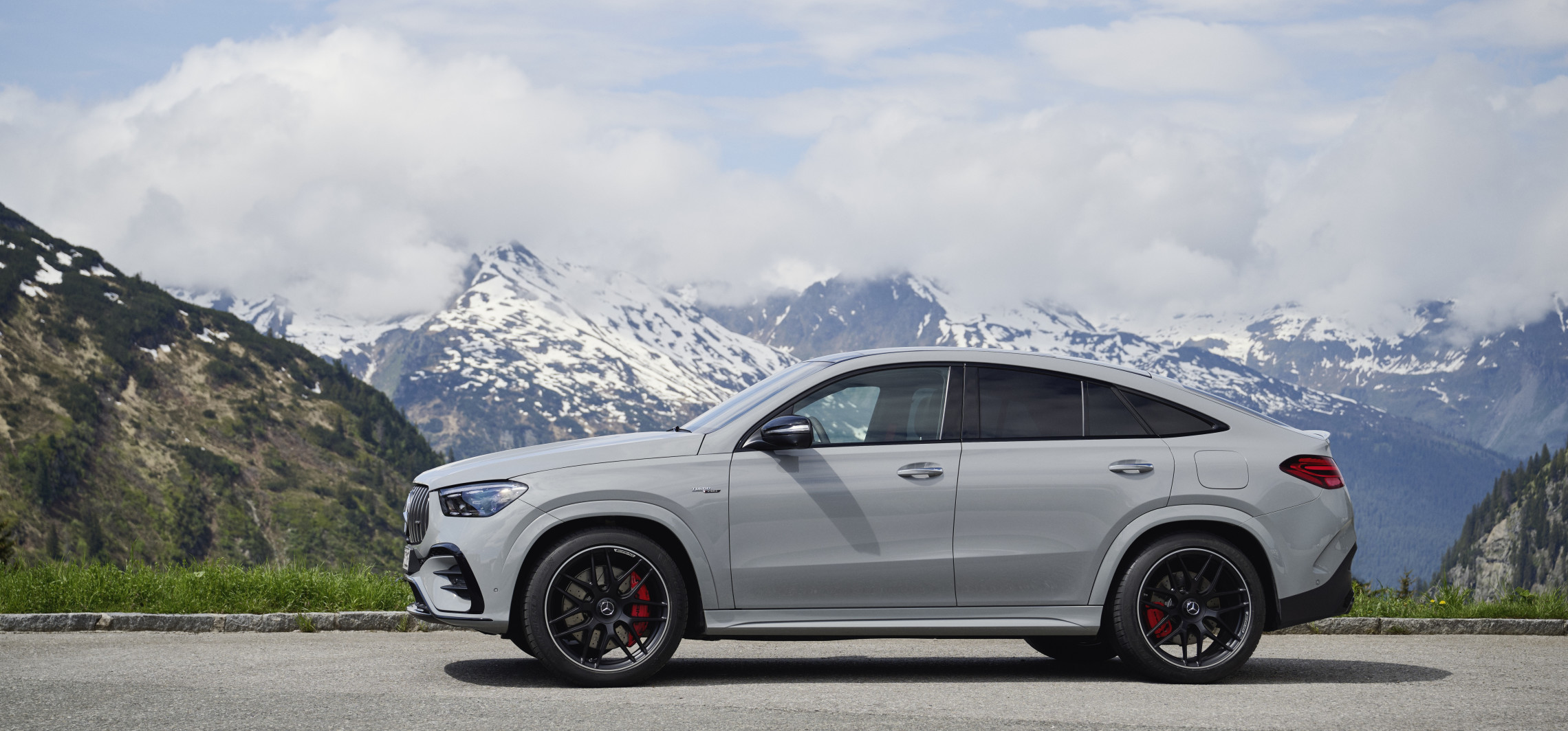 Moto news: Nowy Mercedes-AMG GLE 53 