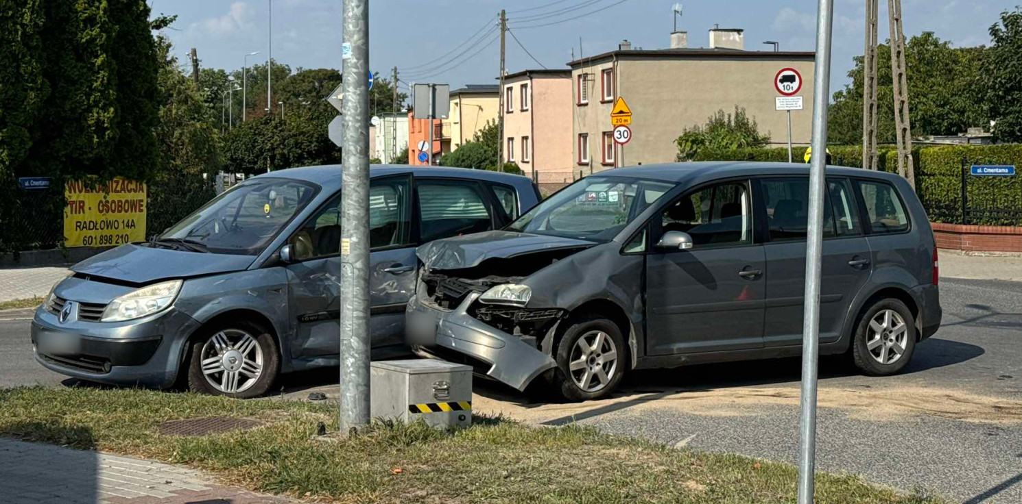 Pakość - Dwa auta zderzyły się w Pakości