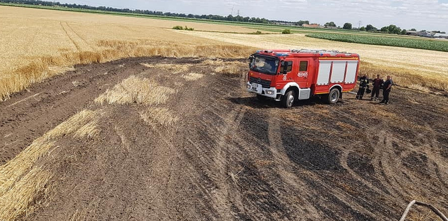 Kruszwica.online - Pod Kruszwicą spłonął hektar zboża