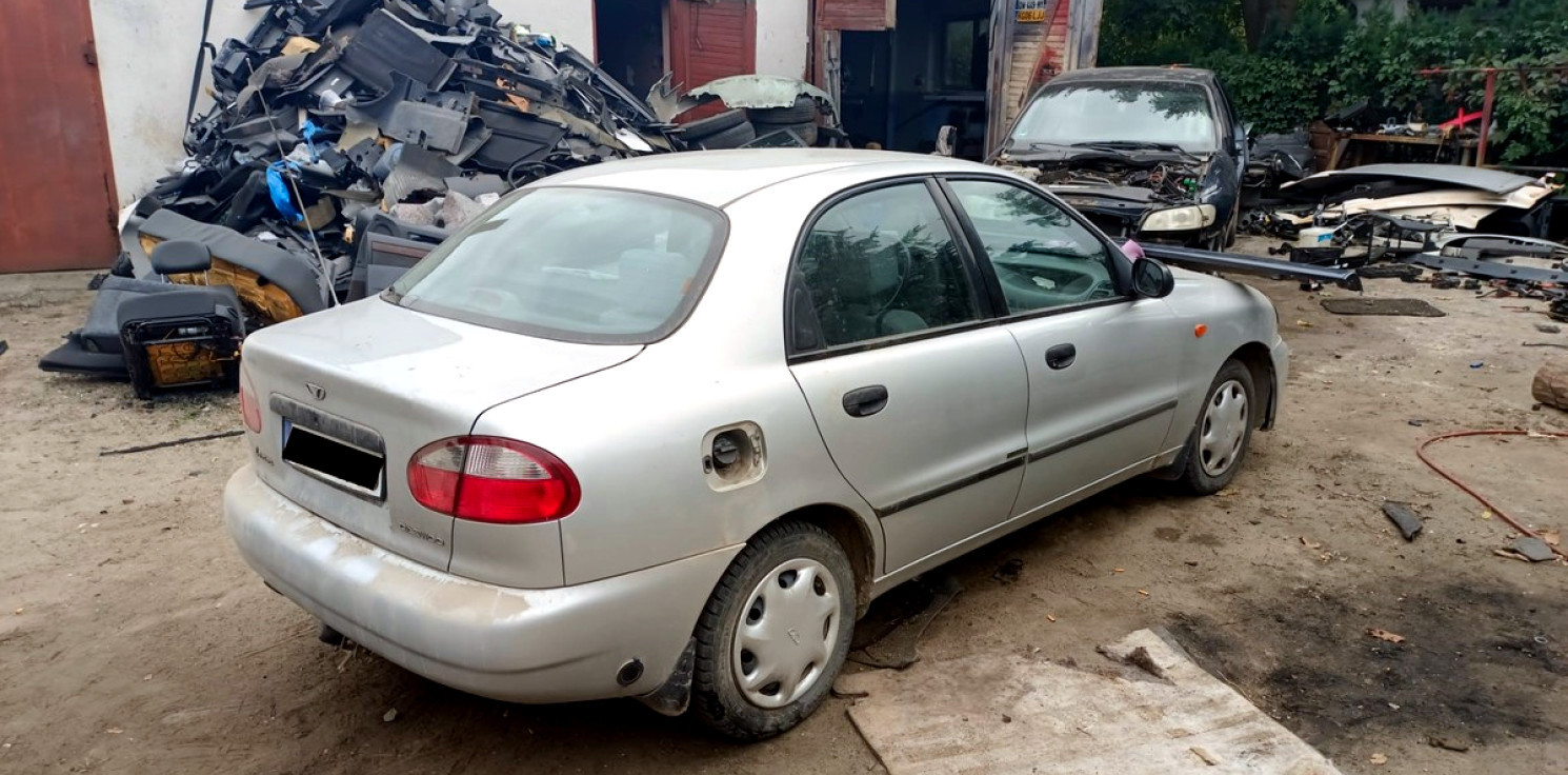Mogilno - Ktoś ukradł lanosa. Auto wróciło do właściciela