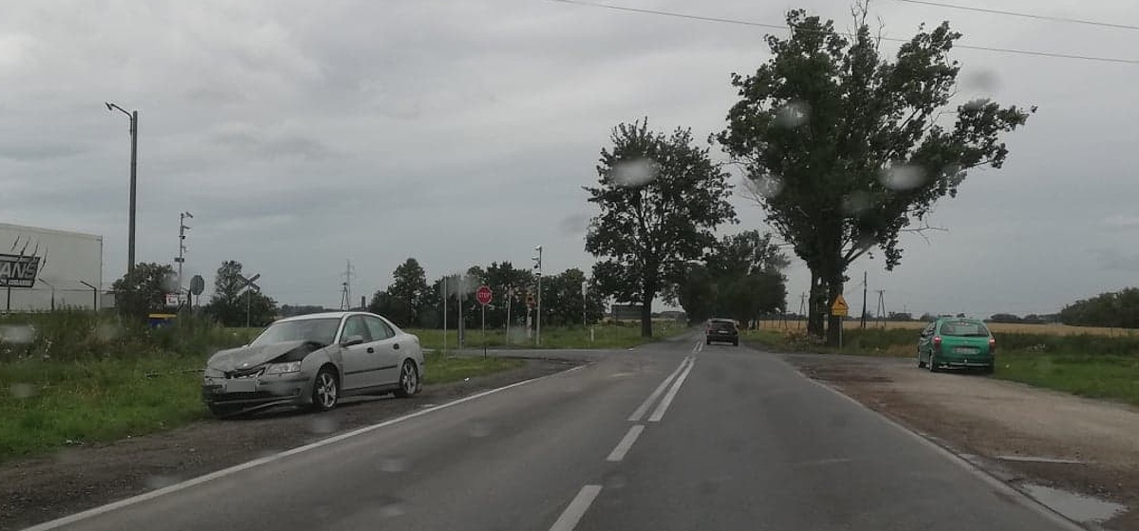 Kruszwica - Kolizja dwóch aut pod Kruszwicą