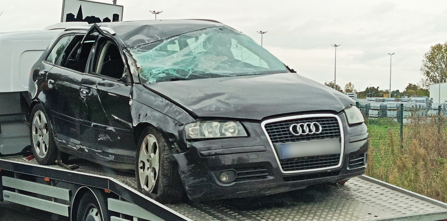 Gmina Inowrocław - Dachowanie audi w Kłopocie