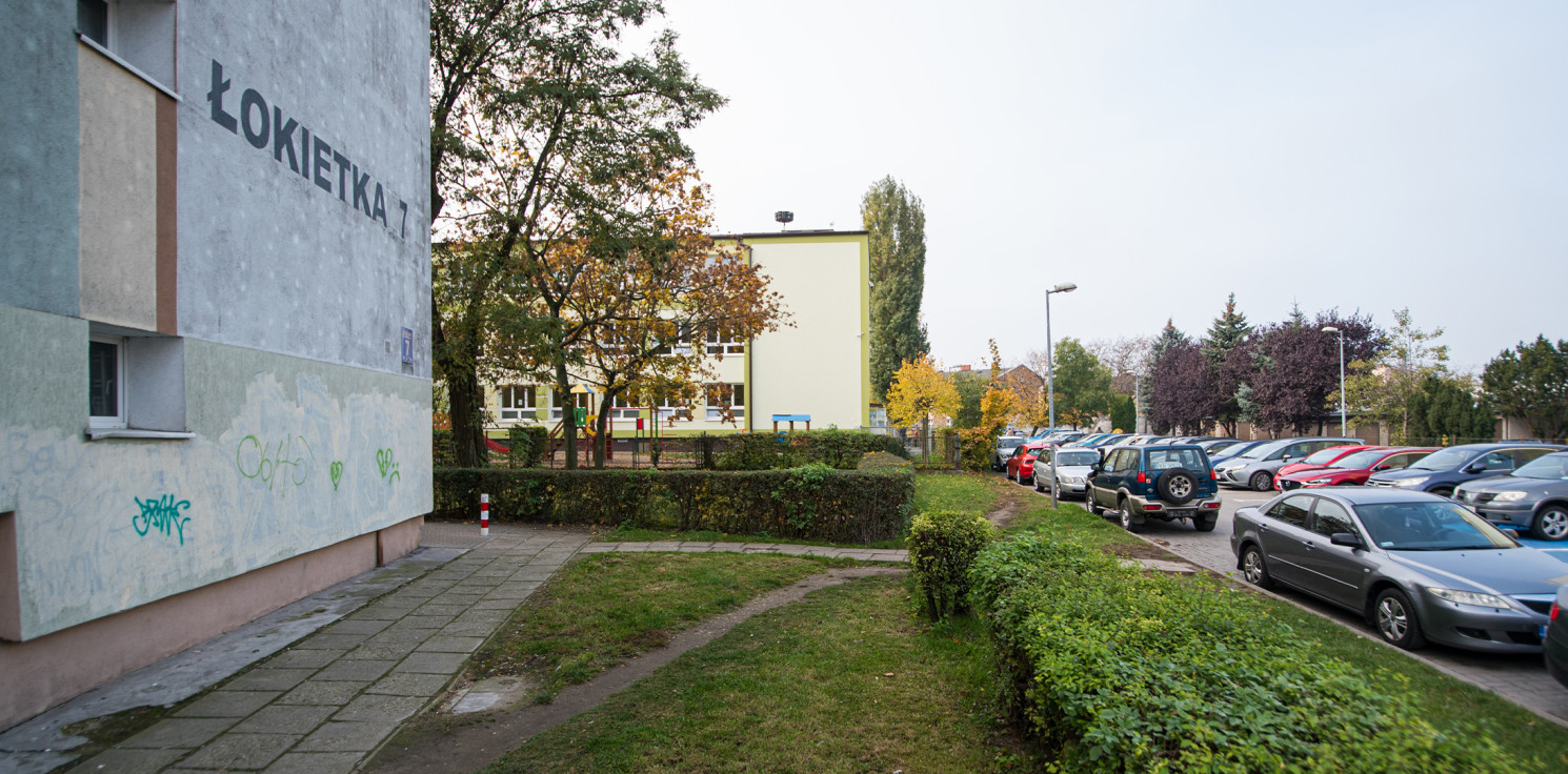 Inowrocław - Czy na Piastowskim da się znaleźć nowe miejsce pod parking? Radny wskazuje działkę