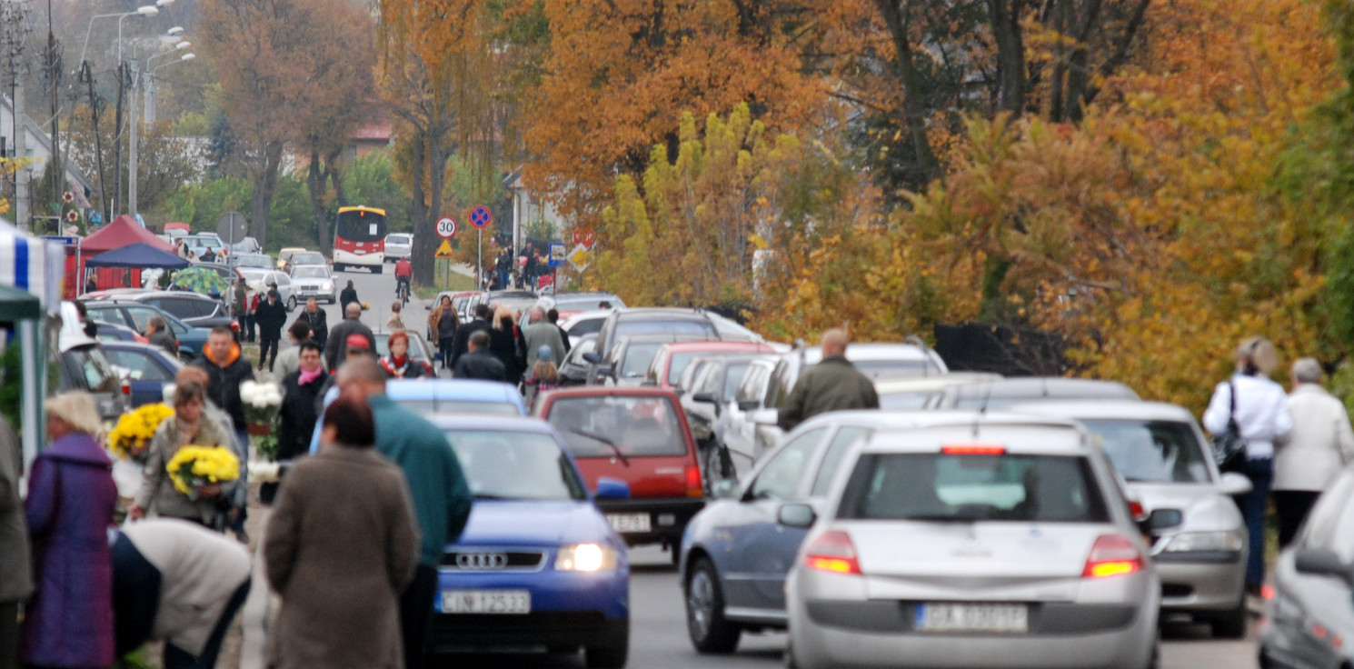 Inowrocław - Zmiana organizacji ruchu na Wszystkich Świętych