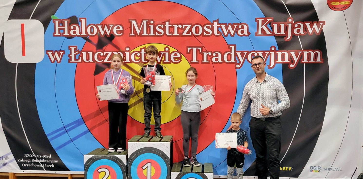 Janikowo.online - Poznaliśmy mistrzów Kujaw w łucznictwie tradycyjnym