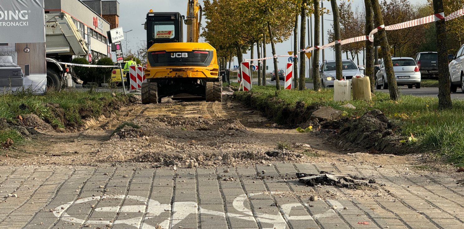 Inowrocław - Ruszyła budowa ścieżki rowerowej