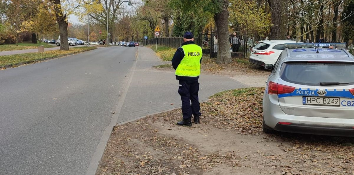 Inowrocław - Trwają działania policji w związku z 1 listopada