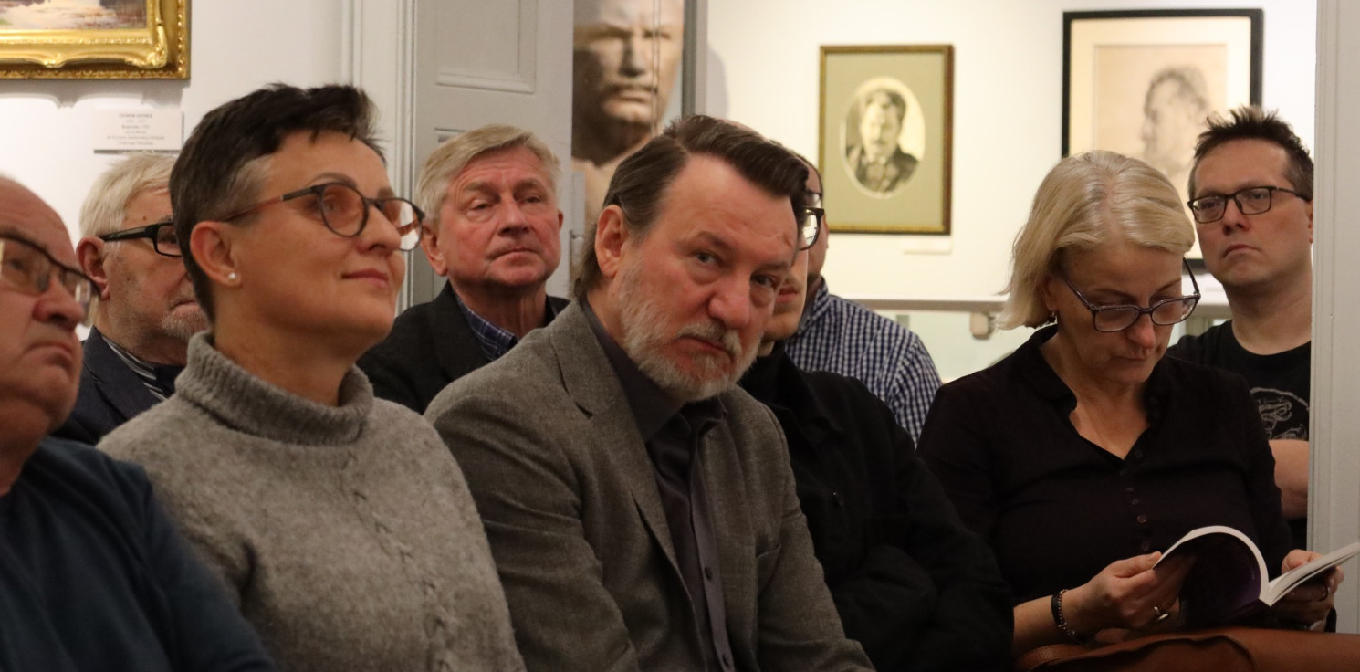 Inowrocław - Niecodzienny gość na promocji książki w Inowrocławiu